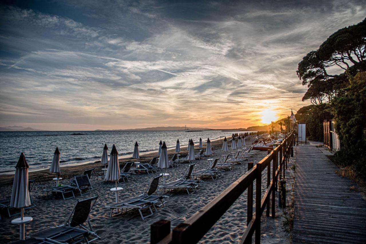 Golfo Del Sole Hotel & Holiday Resort Follonica Bagian luar foto
